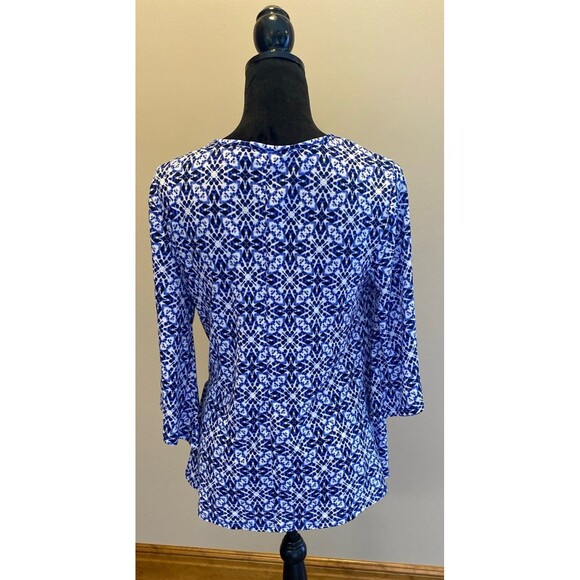 Cato Blouse Size Medium Faux Wrap + Stretch Bell 3/4 Sleeve V Neck Flattering On - Picture 6 of 12